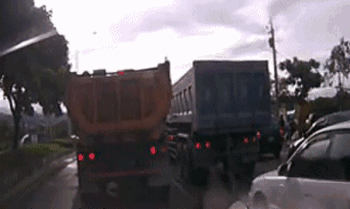 假期高速行駛攻略，看一遍絕對(duì)平安！