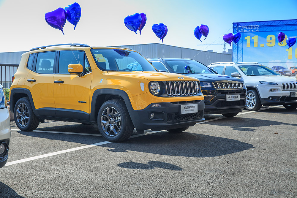 【車(chē)展第一天】遇到那個(gè)TA，放棄蘋(píng)果8......