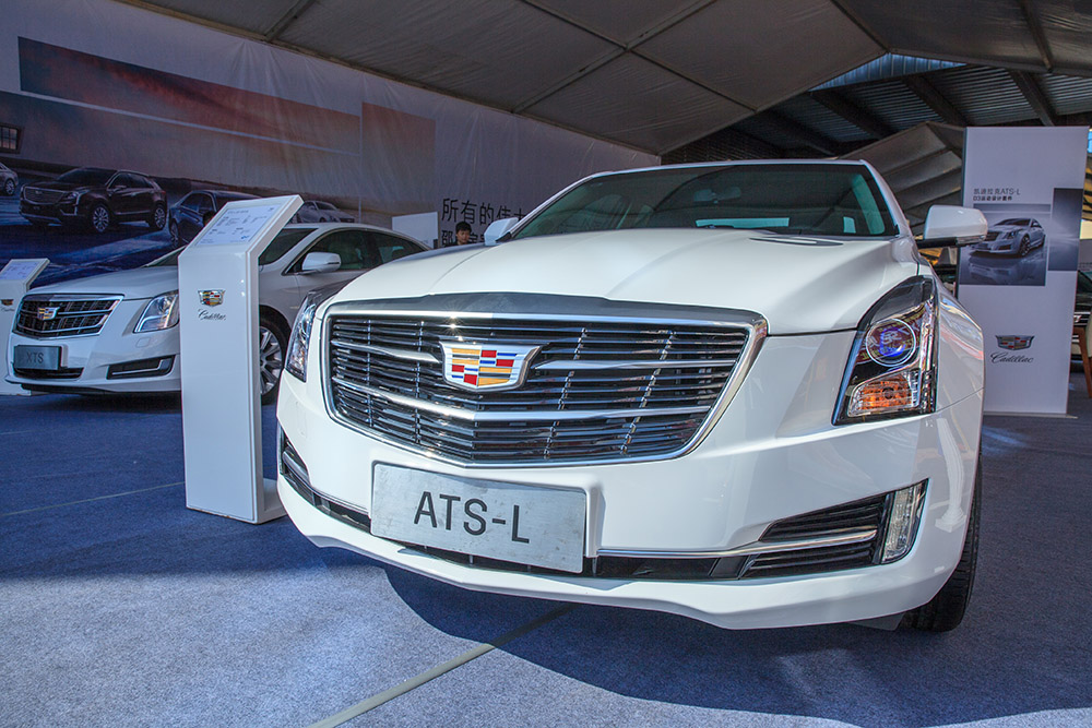 【車(chē)展第一天】遇到那個(gè)TA，放棄蘋(píng)果8......