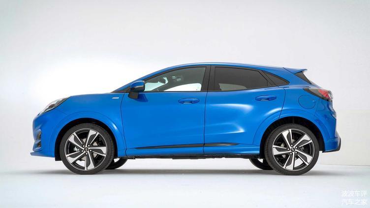 福特發(fā)布PUMA小型SUV官圖，歐式風(fēng)格，造型很有柔和感