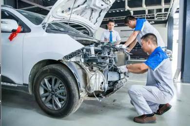 驚天秘聞: 開(kāi)車去4S店做保養(yǎng)要花多少錢？