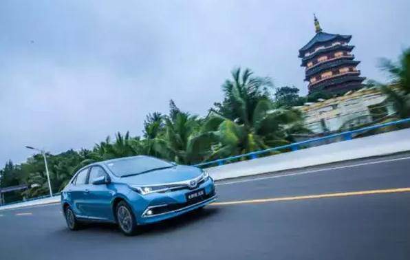 混動(dòng)=只省油？卡羅拉雙擎告訴你 沒(méi)那么簡(jiǎn)單