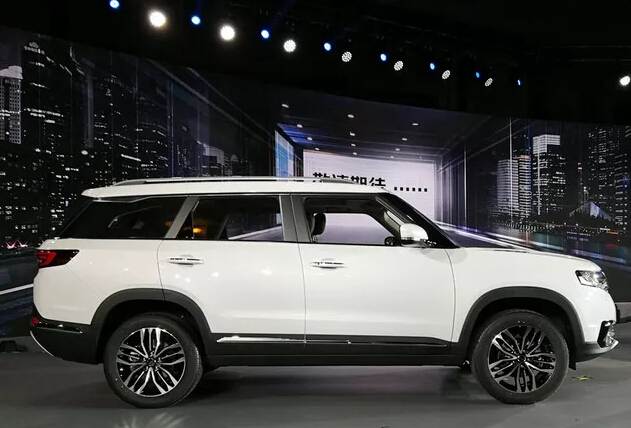 8.79萬起霸氣的外觀昌河Q7，你會選擇？