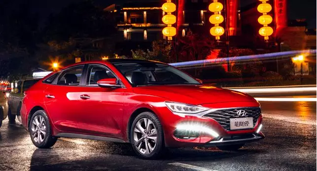 這些故障燈亮了，是愛車在向你“求救”！