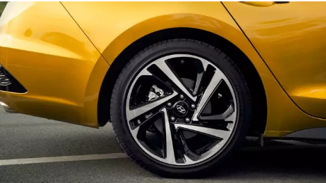 【愛車保養(yǎng)】為什么夏季更容易爆胎？