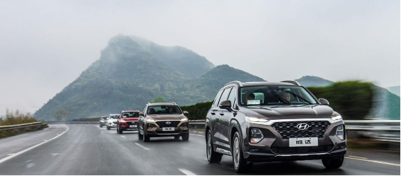 70%的車主不知道怎樣正確給汽車水箱加水，快看是不是你！