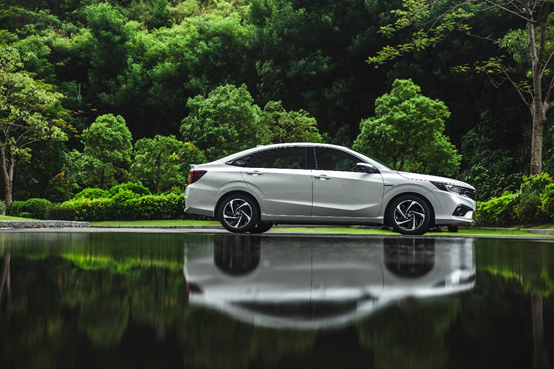 媒體視角丨擁抱混動(dòng)時(shí)代，從一輛享域銳·混動(dòng)開始