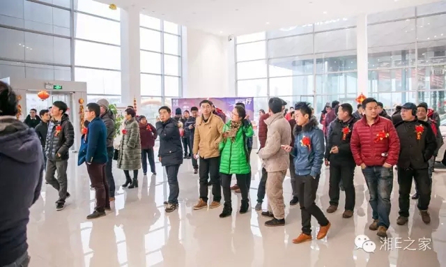 精英齊歡聚天嬌國際汽車城，瑞雪兆豐年！